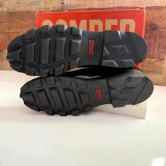 NIB Camper Leather Bootie - Picture 8 of 9